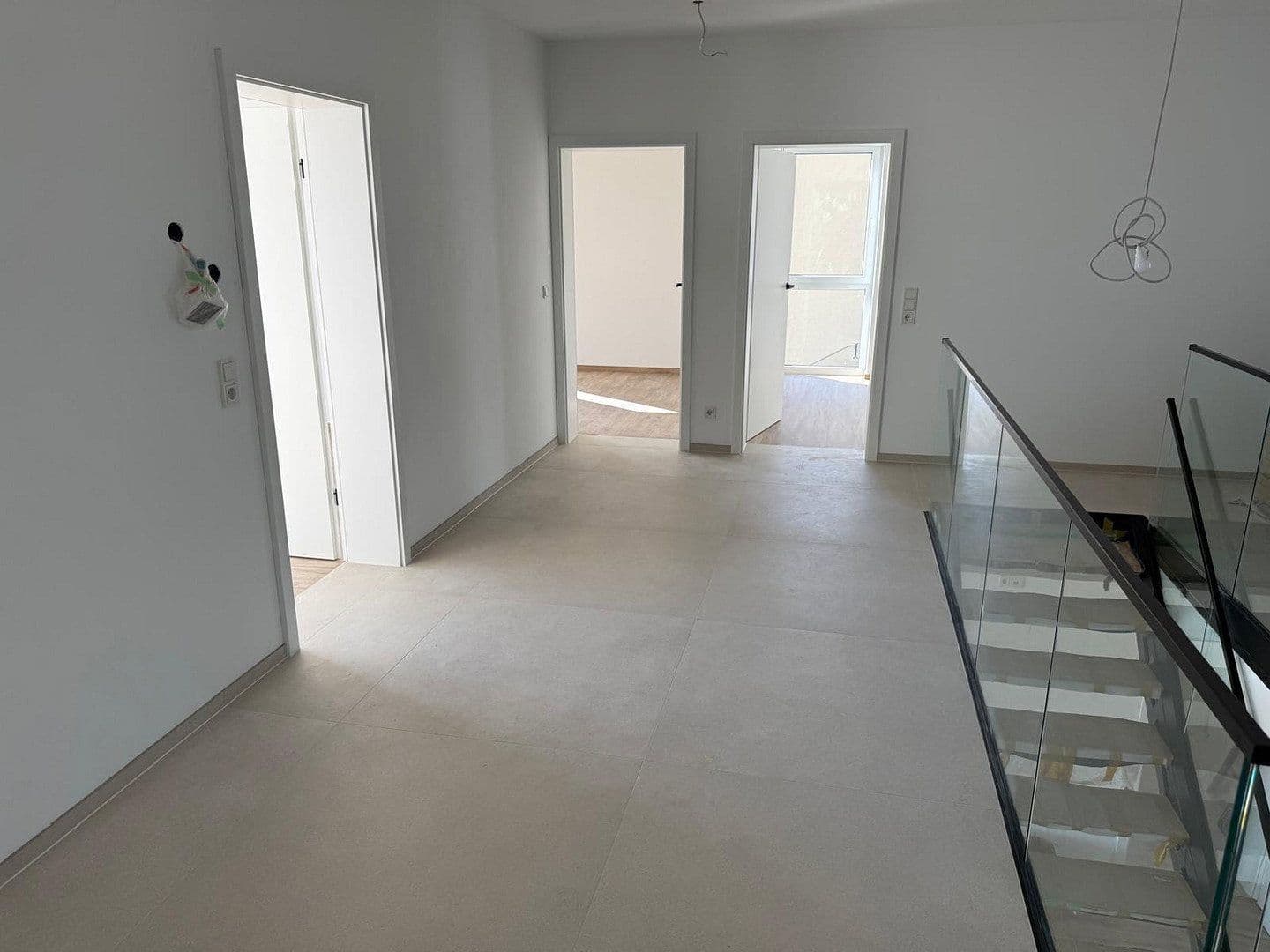 Prodej domu 200 m², pozemek 690 m², Im Tannengarten 9, Hornbach, Porýní-Falc Prodej domu 200 m², pozemek 690 m², Im Tannengarten 9, Hornbach, Porýní-Falc