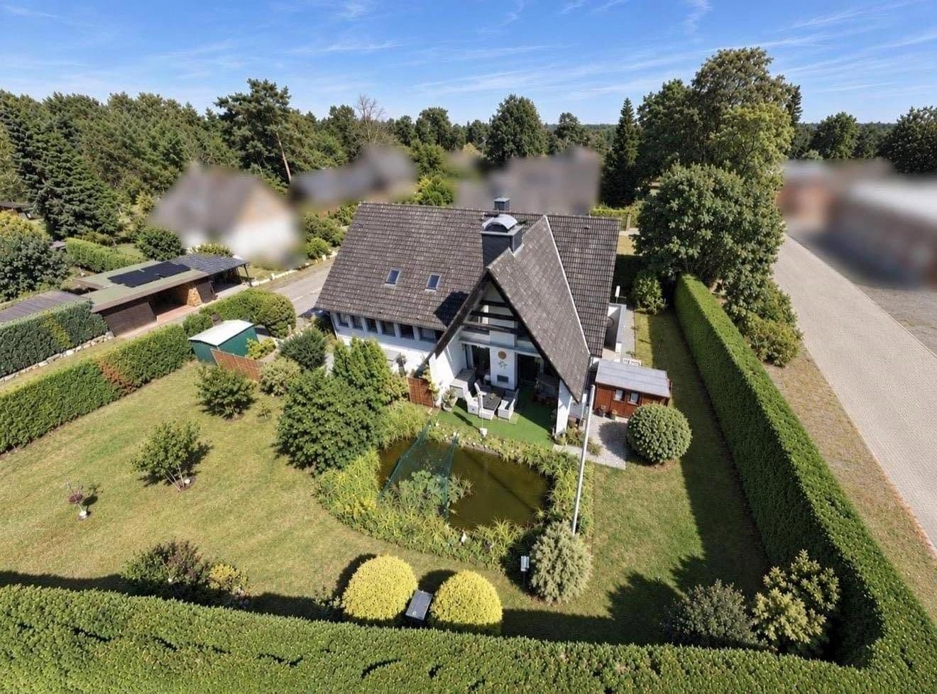 Prodej domu 430 m², pozemek 1.100 m², Güster, Šlesvicko-Holštýnsko Prodej domu 430 m², pozemek 1.100 m², Güster, Šlesvicko-Holštýnsko