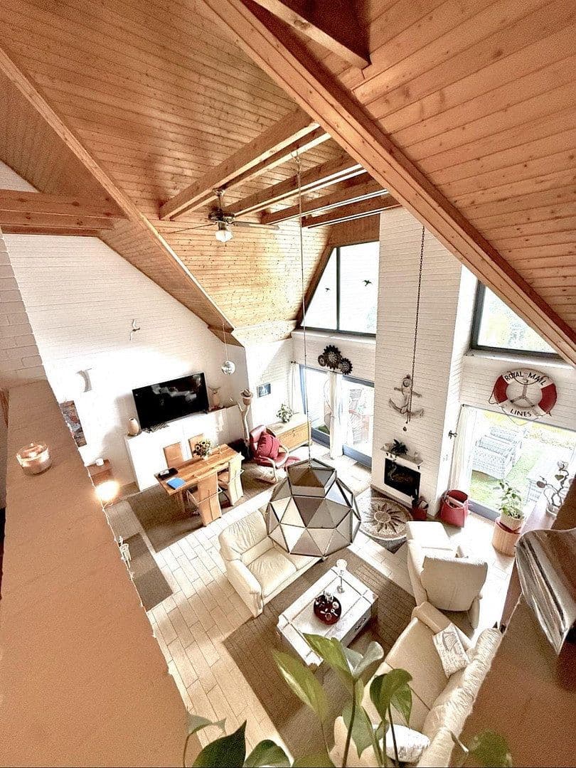 Prodej domu 430 m², pozemek 1.100 m², Güster, Šlesvicko-Holštýnsko Prodej domu 430 m², pozemek 1.100 m², Güster, Šlesvicko-Holštýnsko