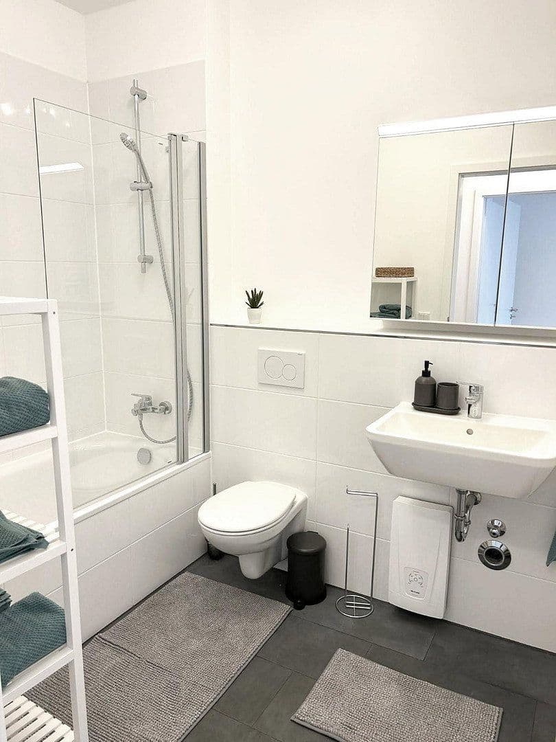 Pronájem bytu 3+1 107 m², Borsteler Chaussee 177, Hamburg, Hamburg Pronájem bytu 3+1 107 m², Borsteler Chaussee 177, Hamburg, Hamburg
