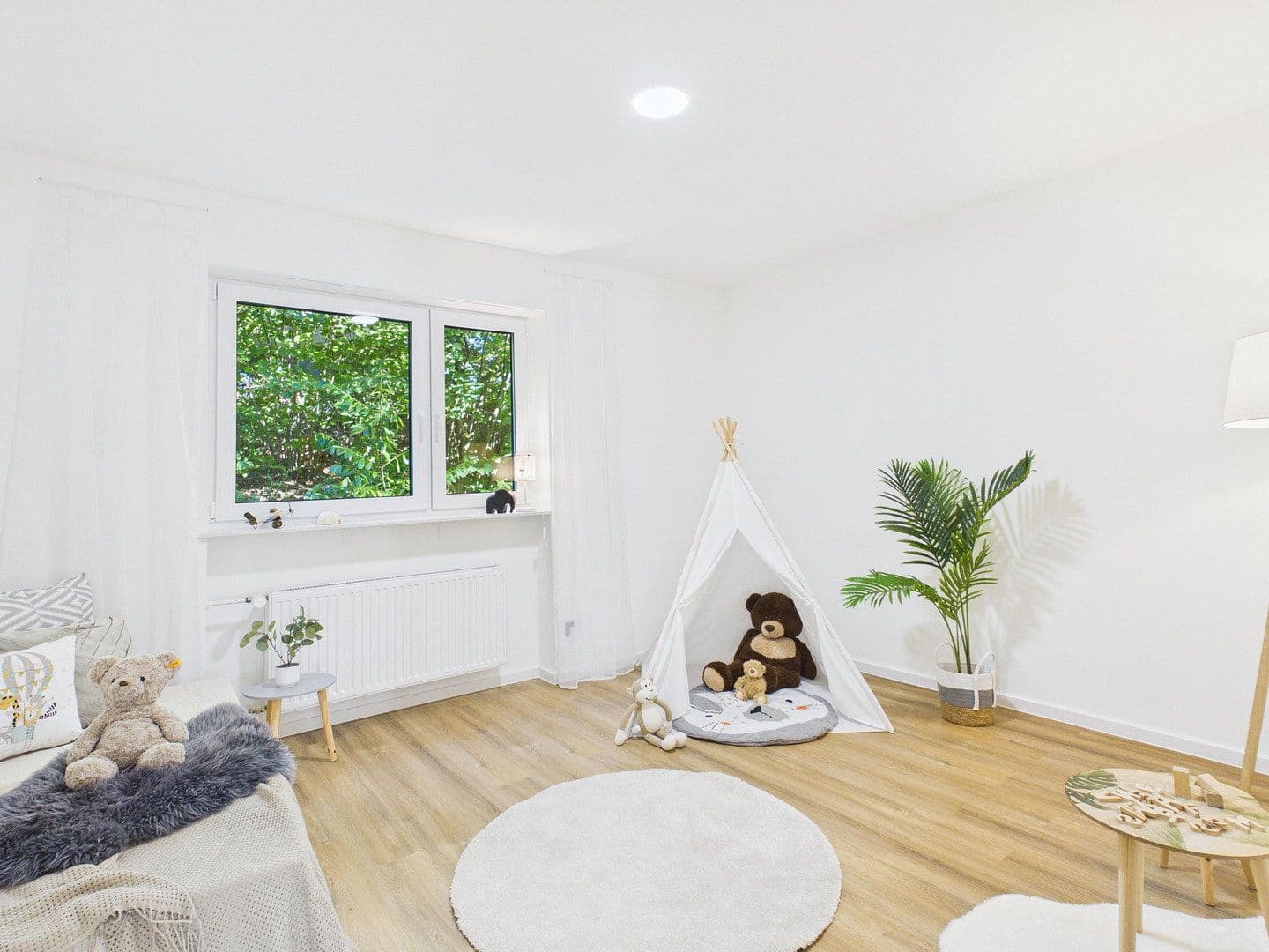 Prodej bytu 5+1 127 m², Humboldtstraße 10b, Erlangen, Bavorsko Prodej bytu 5+1 127 m², Humboldtstraße 10b, Erlangen, Bavorsko