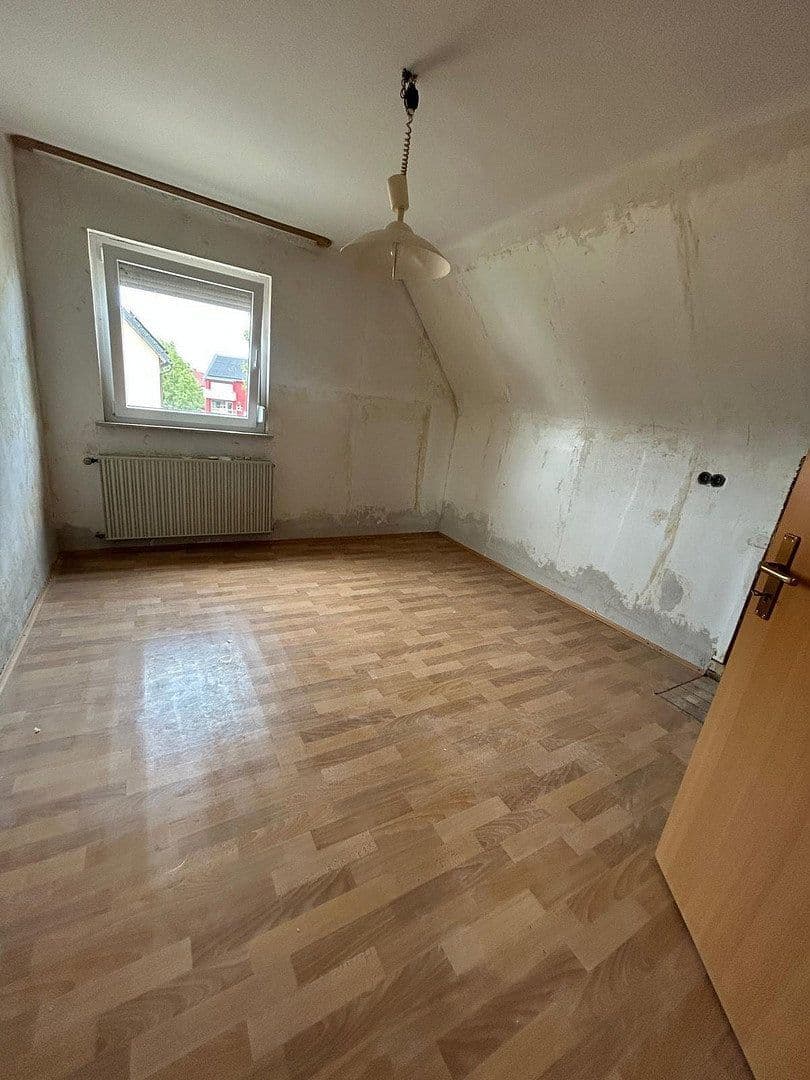 Pronájem domu 102 m², pozemek 322 m², Bad Friedrichshall, Bádensko-Württembersko Pronájem domu 102 m², pozemek 322 m², Bad Friedrichshall, Bádensko-Württembersko