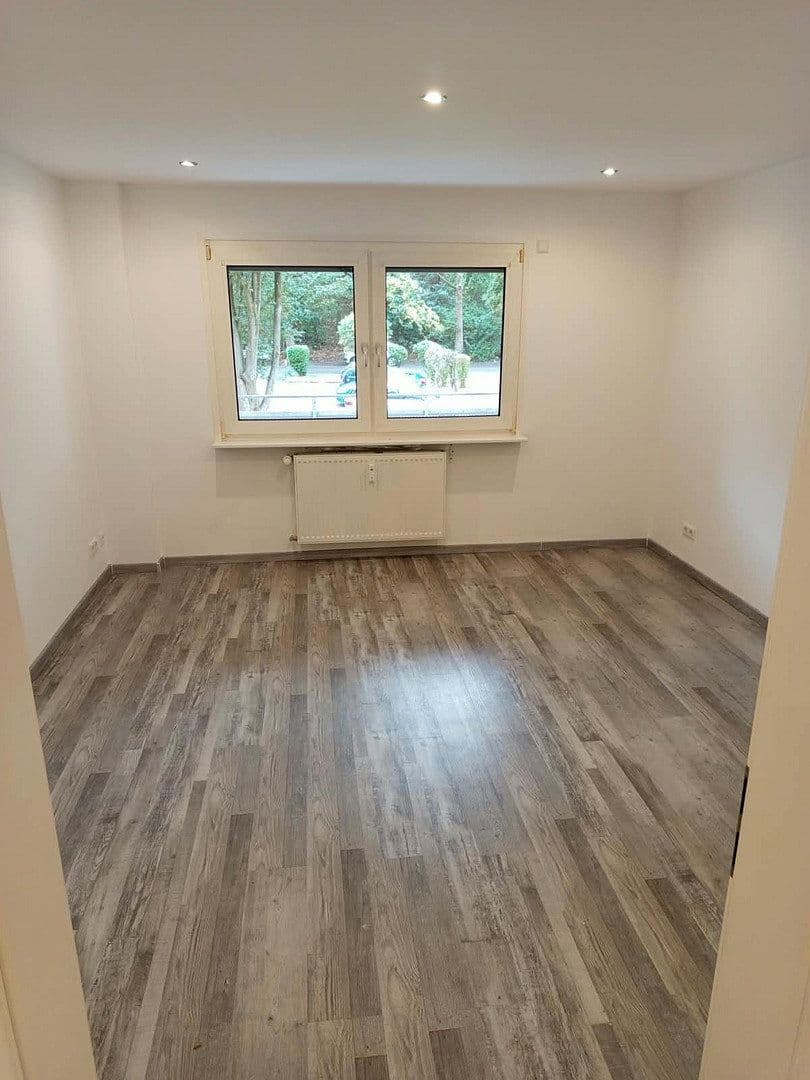 Pronájem bytu 4+1 97 m², Kastanienallee 2, Offenburg, Bádensko-Württembersko Pronájem bytu 4+1 97 m², Kastanienallee 2, Offenburg, Bádensko-Württembersko