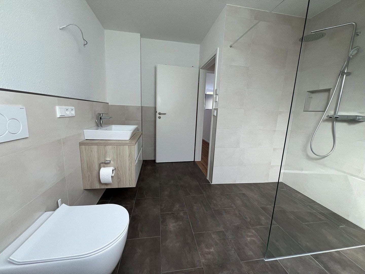 Pronájem bytu 5+1 102 m², Moltkestraße 69/1, Heilbronn, Bádensko-Württembersko Pronájem bytu 5+1 102 m², Moltkestraße 69/1, Heilbronn, Bádensko-Württembersko