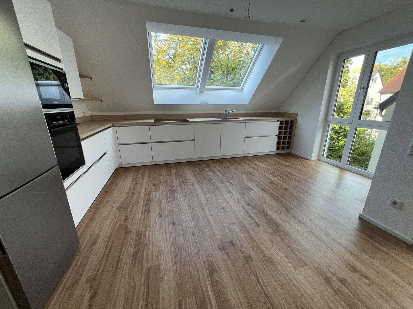 Pronájem bytu 5+1 102 m², Moltkestraße 69/1, Heilbronn, Bádensko-Württembersko Pronájem bytu 5+1 102 m², Moltkestraße 69/1, Heilbronn, Bádensko-Württembersko