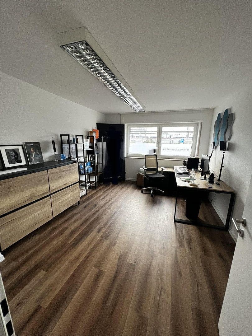Prodej domu 583 m², pozemek 462 m², Wilhelmstr. 66, Siegburg, Severní Porýní-Vestfálsko Prodej domu 583 m², pozemek 462 m², Wilhelmstr. 66, Siegburg, Severní Porýní-Vestfálsko