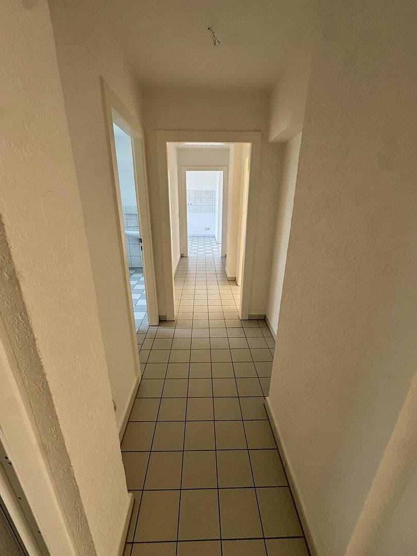 Pronájem bytu 3+1 73 m², Auf`m großen Feld, Düsseldorf, Severní Porýní-Vestfálsko Pronájem bytu 3+1 73 m², Auf`m großen Feld, Düsseldorf, Severní Porýní-Vestfálsko
