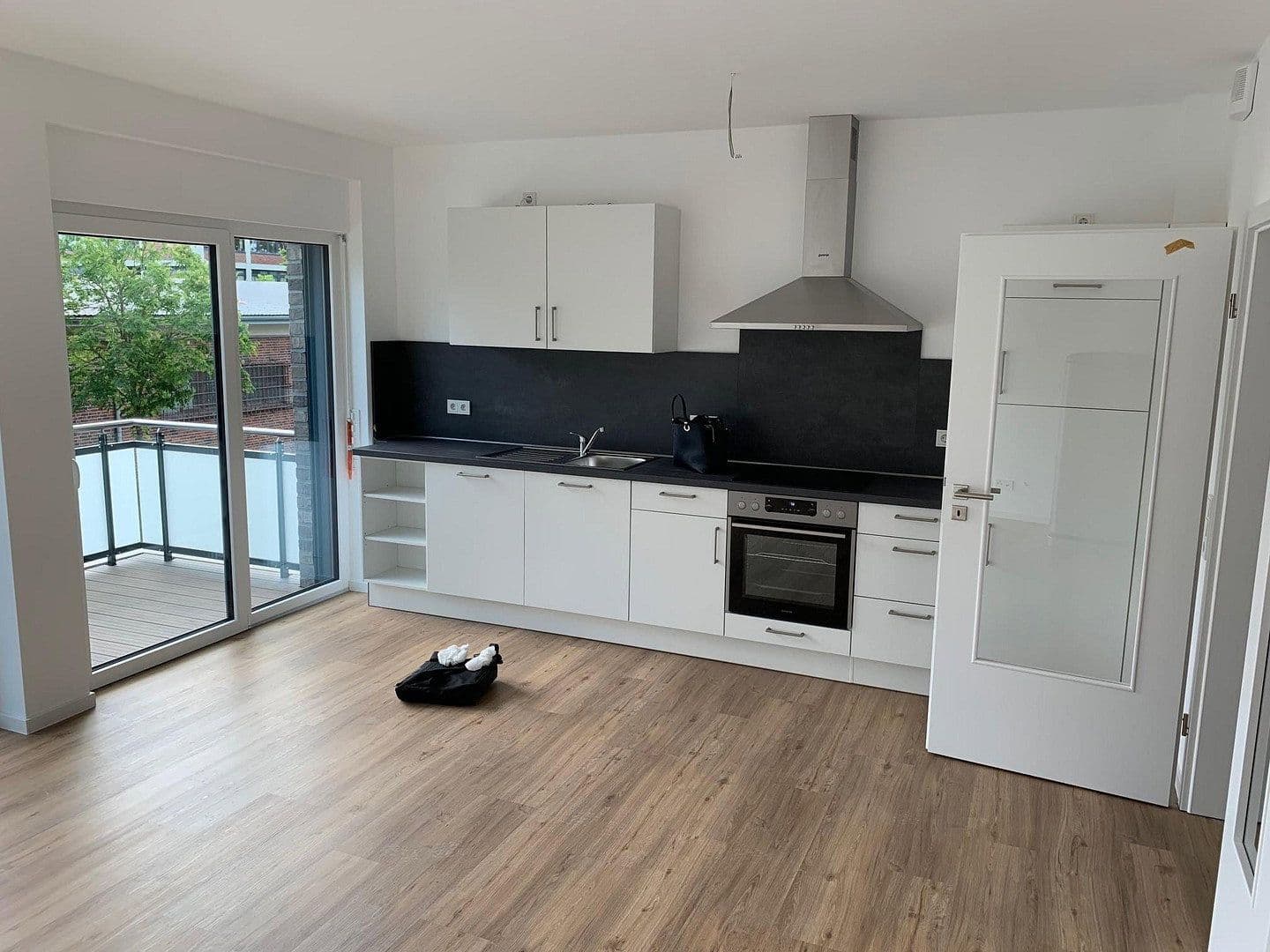 Pronájem bytu 2+1 53 m², Carl-Goerdeler-Weg 1, Stade, Dolní Sasko Pronájem bytu 2+1 53 m², Carl-Goerdeler-Weg 1, Stade, Dolní Sasko
