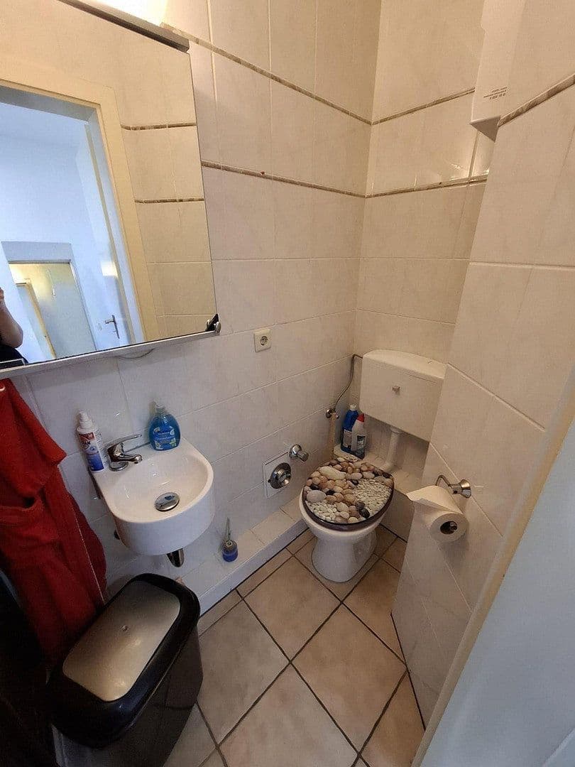 Pronájem bytu 2+1 28 m², Asbach, Porýní-Falc Pronájem bytu 2+1 28 m², Asbach, Porýní-Falc