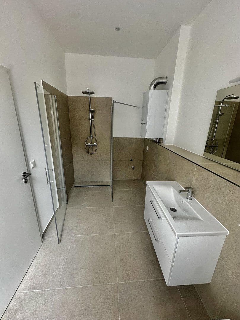 Prodej bytu 4+1 85 m², Adalbertsteinweg 204, Cáchy, Severní Porýní-Vestfálsko Prodej bytu 4+1 85 m², Adalbertsteinweg 204, Cáchy, Severní Porýní-Vestfálsko
