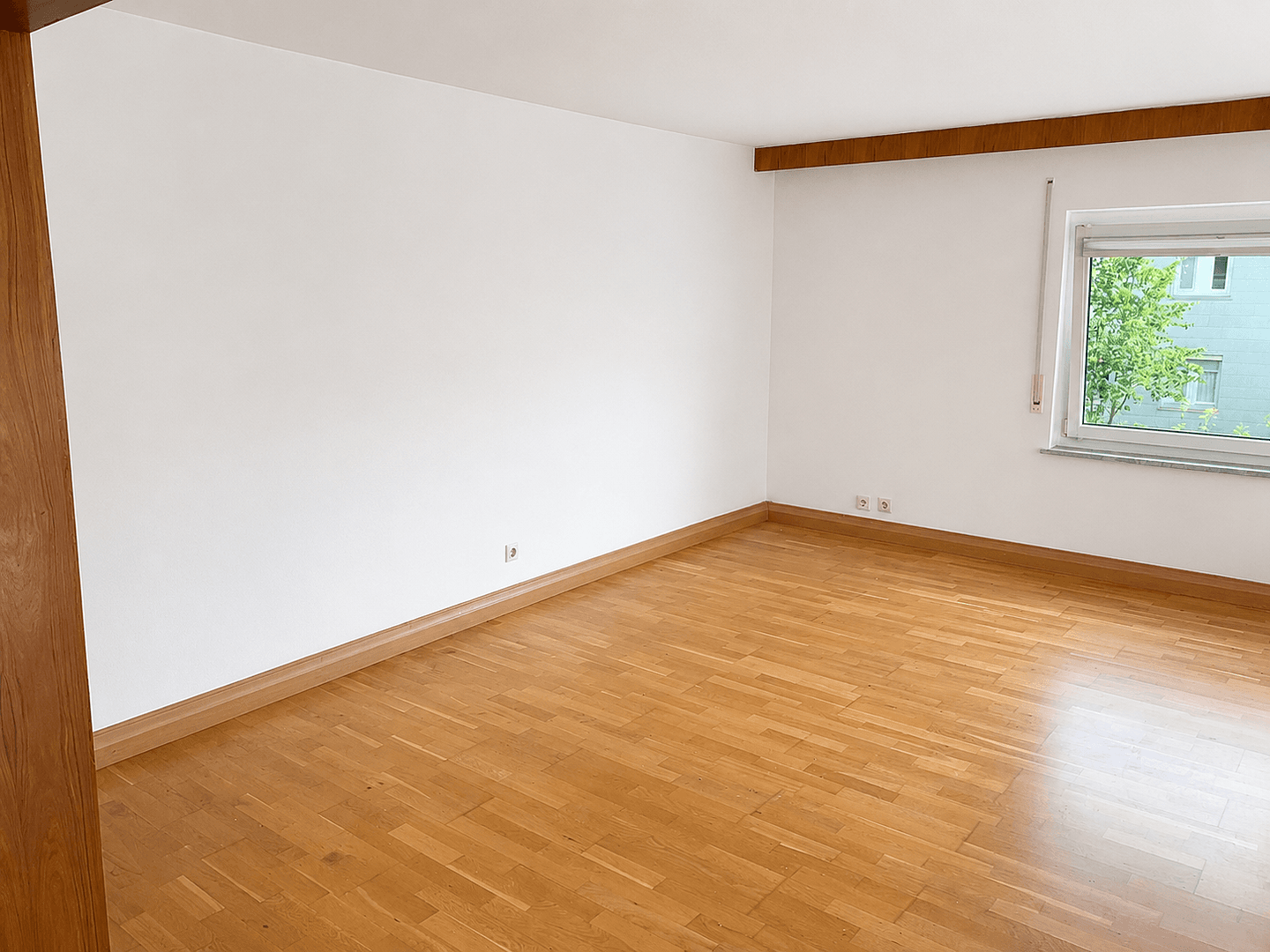 Pronájem bytu 3+1 100 m², Sindelfingen, Bádensko-Württembersko Pronájem bytu 3+1 100 m², Sindelfingen, Bádensko-Württembersko