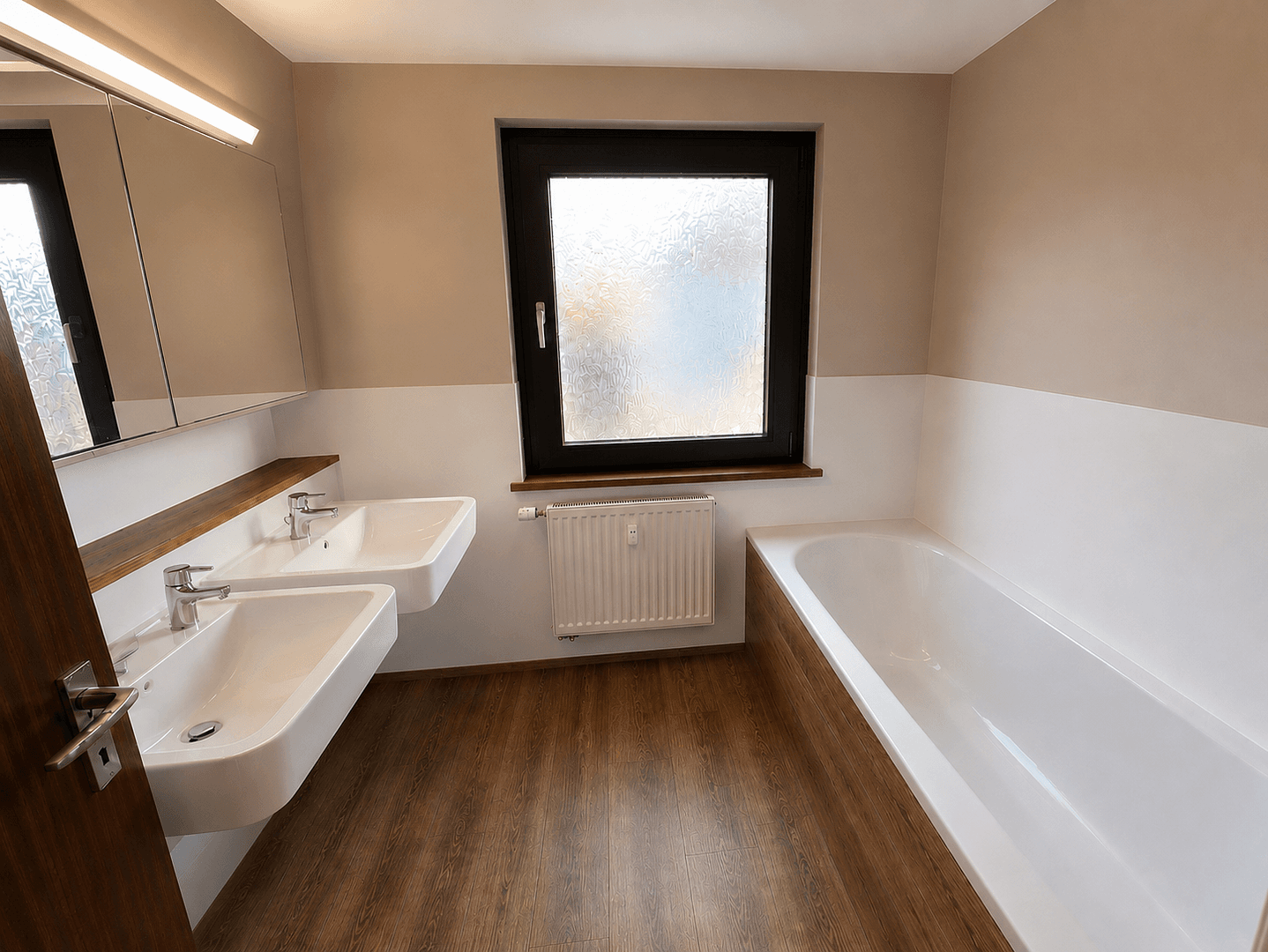 Pronájem bytu 3+1 100 m², Sindelfingen, Bádensko-Württembersko Pronájem bytu 3+1 100 m², Sindelfingen, Bádensko-Württembersko
