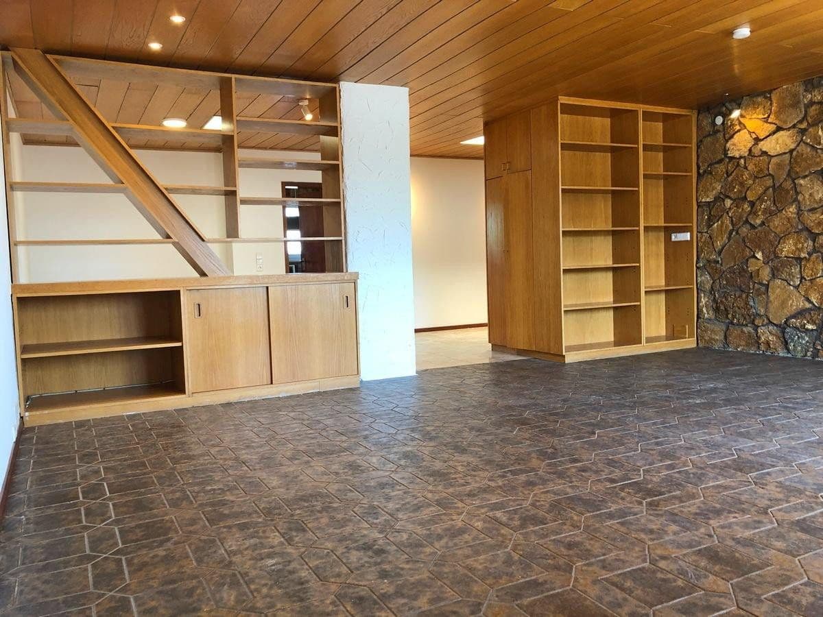 Pronájem bytu 4+1 133 m², Plieningen, Bádensko-Württembersko Pronájem bytu 4+1 133 m², Plieningen, Bádensko-Württembersko