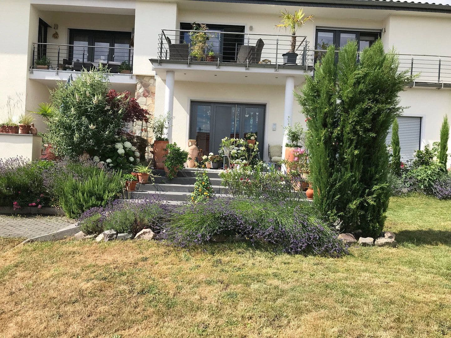 Prodej bytu 3+1 145 m², Nackenheim, Porýní-Falc Prodej bytu 3+1 145 m², Nackenheim, Porýní-Falc