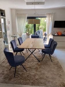 Prodej bytu 3+1 145 m², Nackenheim, Porýní-Falc Prodej bytu 3+1 145 m², Nackenheim, Porýní-Falc
