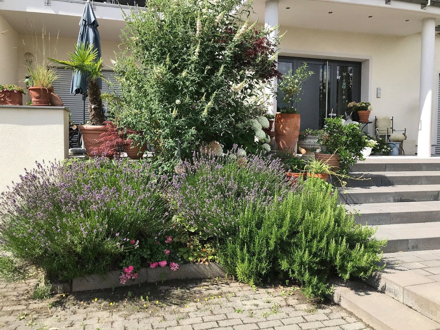 Prodej bytu 3+1 145 m², Nackenheim, Porýní-Falc Prodej bytu 3+1 145 m², Nackenheim, Porýní-Falc