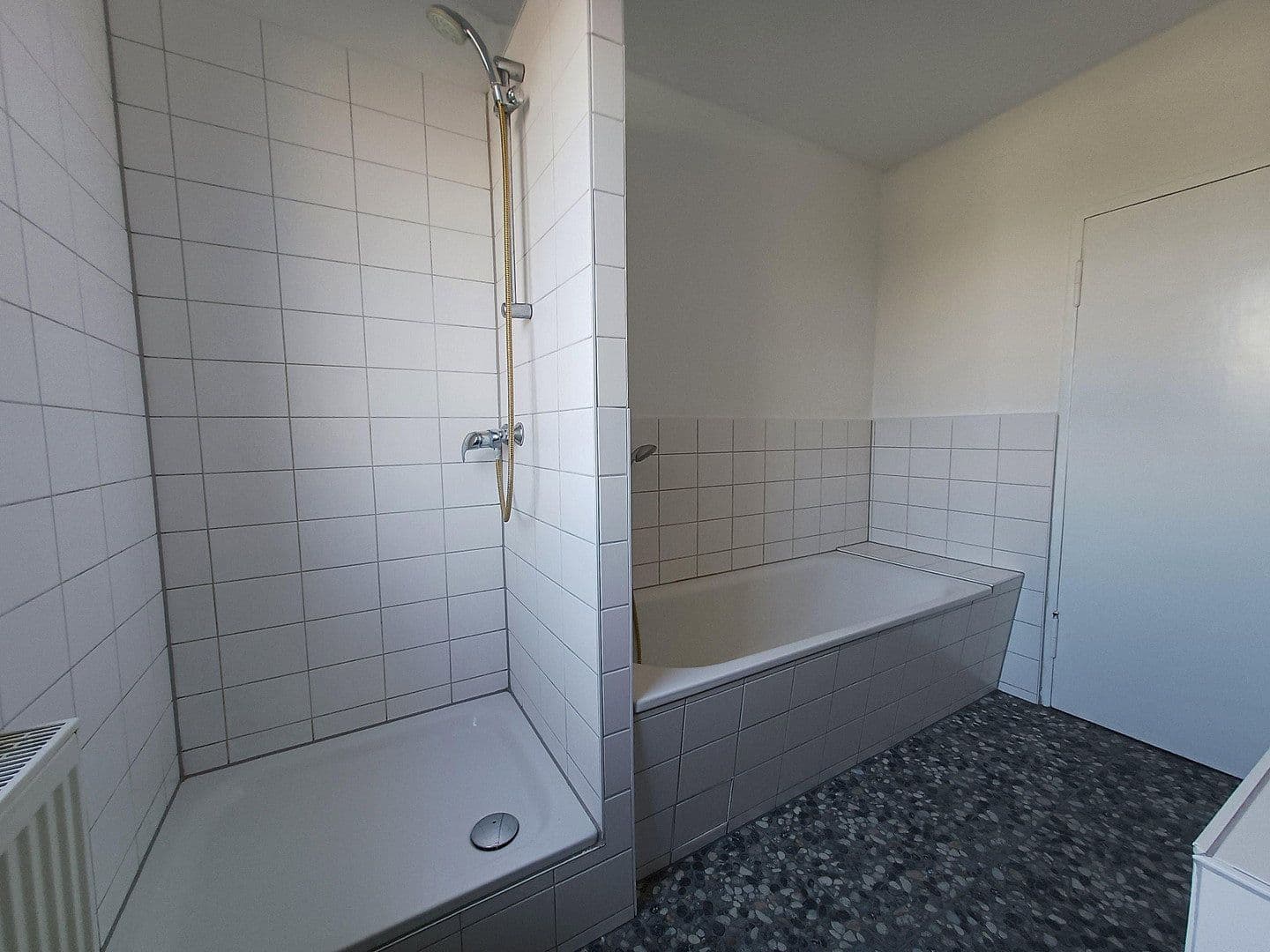 Prodej bytu 2+1 61 m², Berlin-Spandau, Berlín Prodej bytu 2+1 61 m², Berlin-Spandau, Berlín