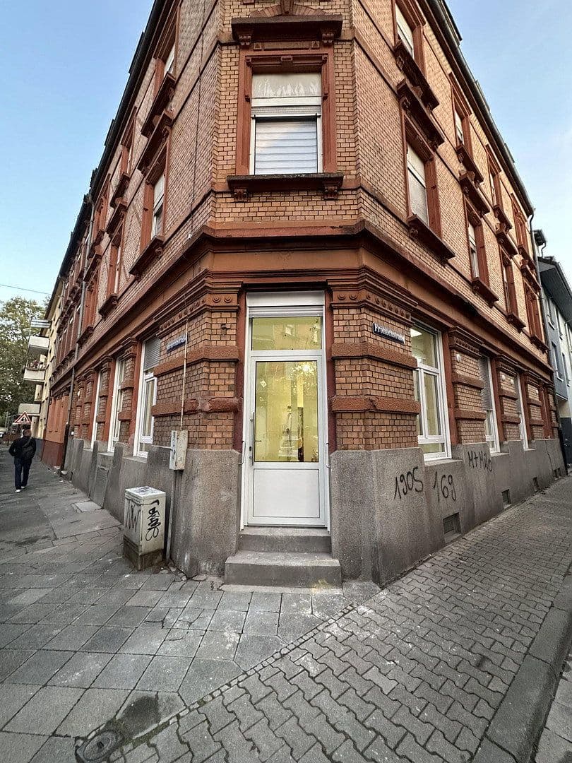 Prodej bytu 5+1 120 m², Mannheim, Bádensko-Württembersko Prodej bytu 5+1 120 m², Mannheim, Bádensko-Württembersko