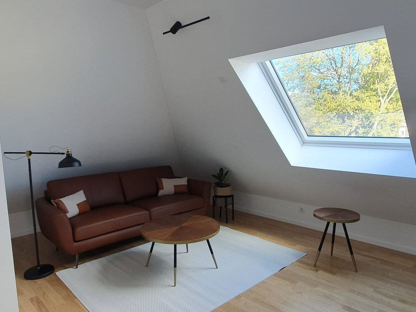 Pronájem bytu 3+1 75 m², München, Bavorsko Pronájem bytu 3+1 75 m², München, Bavorsko