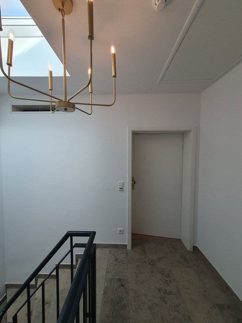 Pronájem bytu 3+1 75 m², München, Bavorsko Pronájem bytu 3+1 75 m², München, Bavorsko
