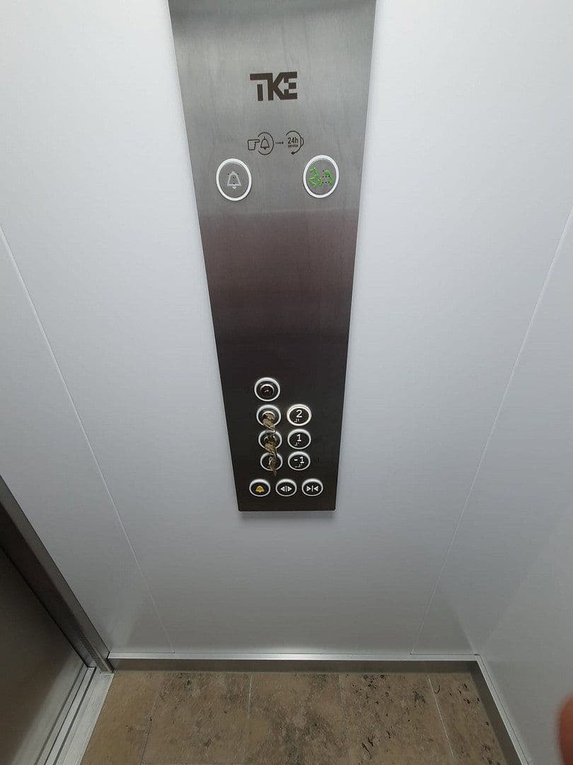 Pronájem bytu 3+1 75 m², München, Bavorsko Pronájem bytu 3+1 75 m², München, Bavorsko