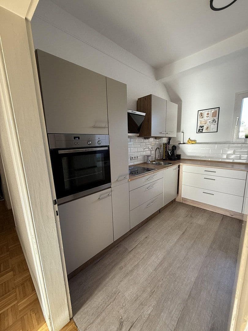 Pronájem bytu 3+1 85 m², Franziskaner Strasse 21, Mönchengladbach, Severní Porýní-Vestfálsko Pronájem bytu 3+1 85 m², Franziskaner Strasse 21, Mönchengladbach, Severní Porýní-Vestfálsko