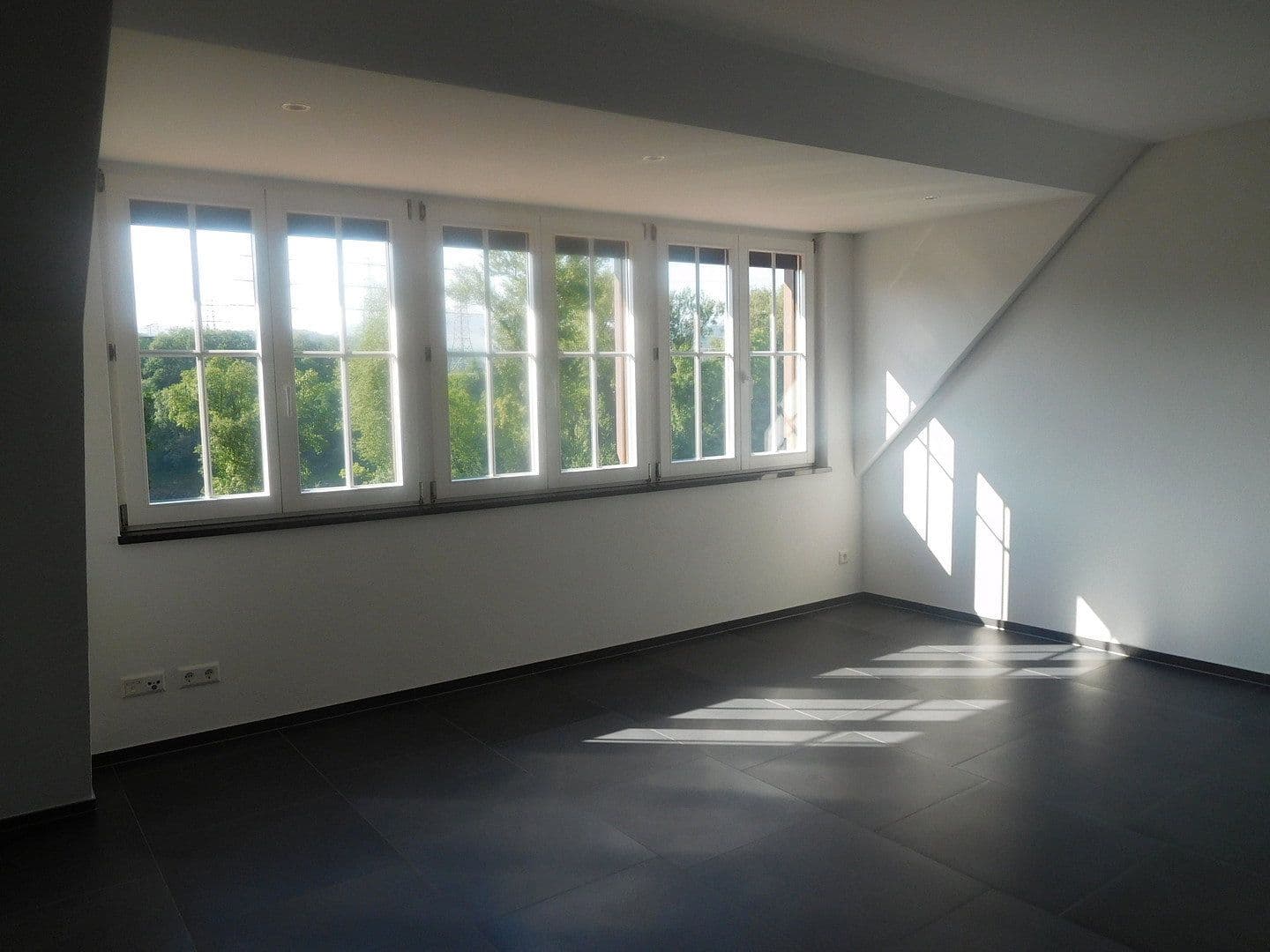 Pronájem bytu 2+1 76 m², Kraftwerkweg 4, Laufenburg (Baden), Bádensko-Württembersko Pronájem bytu 2+1 76 m², Kraftwerkweg 4, Laufenburg (Baden), Bádensko-Württembersko