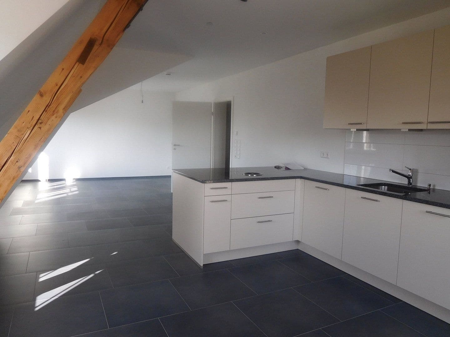 Pronájem bytu 2+1 76 m², Kraftwerkweg 4, Laufenburg (Baden), Bádensko-Württembersko Pronájem bytu 2+1 76 m², Kraftwerkweg 4, Laufenburg (Baden), Bádensko-Württembersko