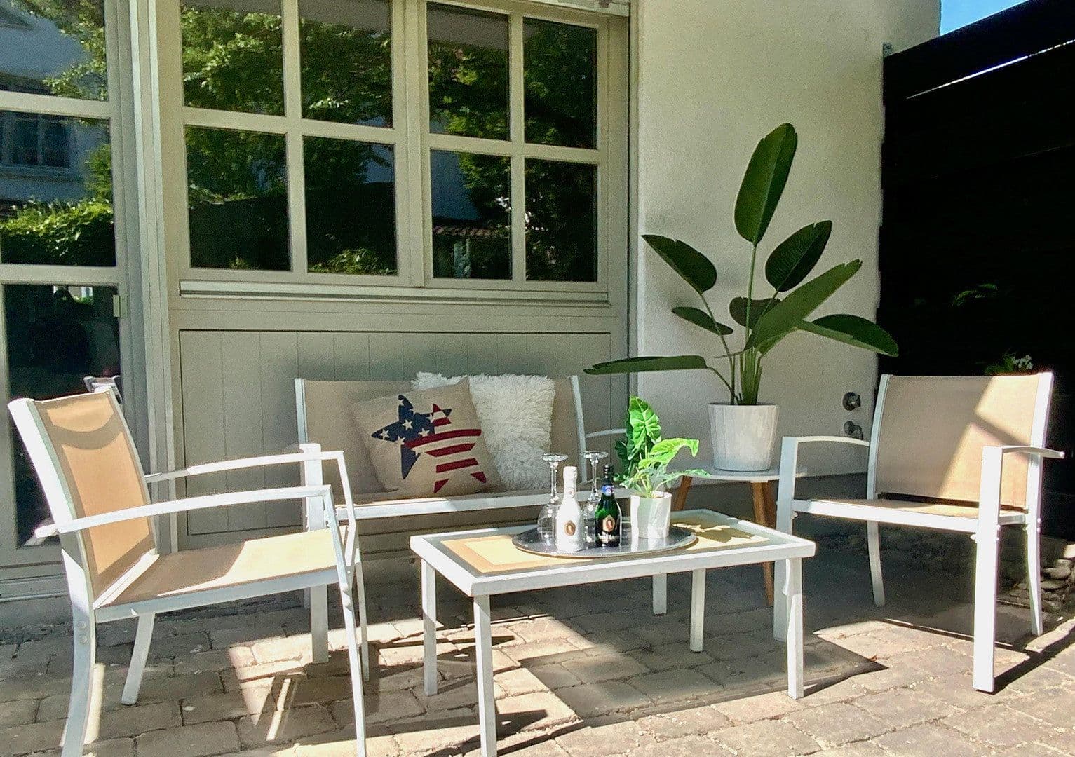 Pronájem bytu 2+1 70 m², Geschwister-Scholl-Straße, Landshut, Bavorsko Pronájem bytu 2+1 70 m², Geschwister-Scholl-Straße, Landshut, Bavorsko