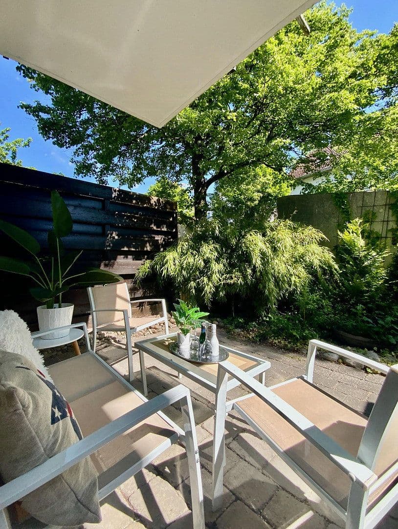 Pronájem bytu 2+1 70 m², Geschwister-Scholl-Straße, Landshut, Bavorsko Pronájem bytu 2+1 70 m², Geschwister-Scholl-Straße, Landshut, Bavorsko