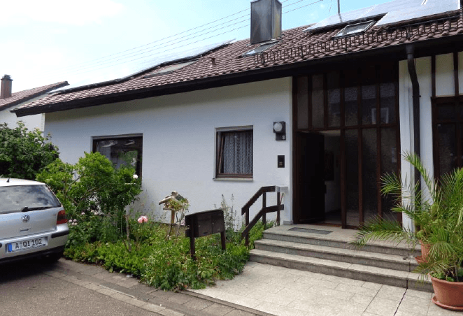 Pronájem bytu 2+1 74 m², Liebenzellerstr. 8, Karlsruhe, Bádensko-Württembersko Pronájem bytu 2+1 74 m², Liebenzellerstr. 8, Karlsruhe, Bádensko-Württembersko