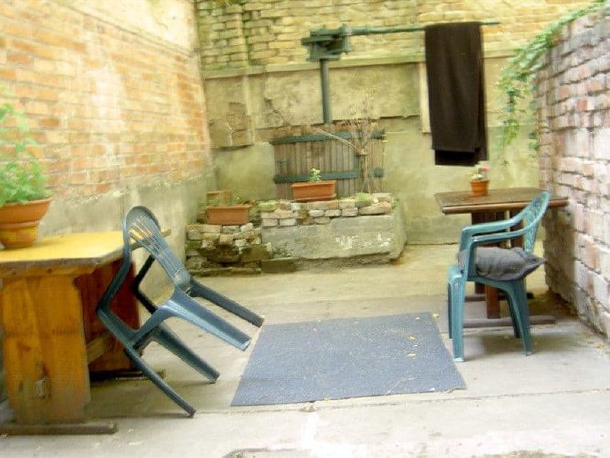 Pronájem bytu 1+1 16 m², Jedlíkova, Bratislava - mestská časť Staré Mesto, Bratislavský kraj Pronájem bytu 1+1 16 m², Jedlíkova, Bratislava - mestská časť Staré Mesto, Bratislavský kraj