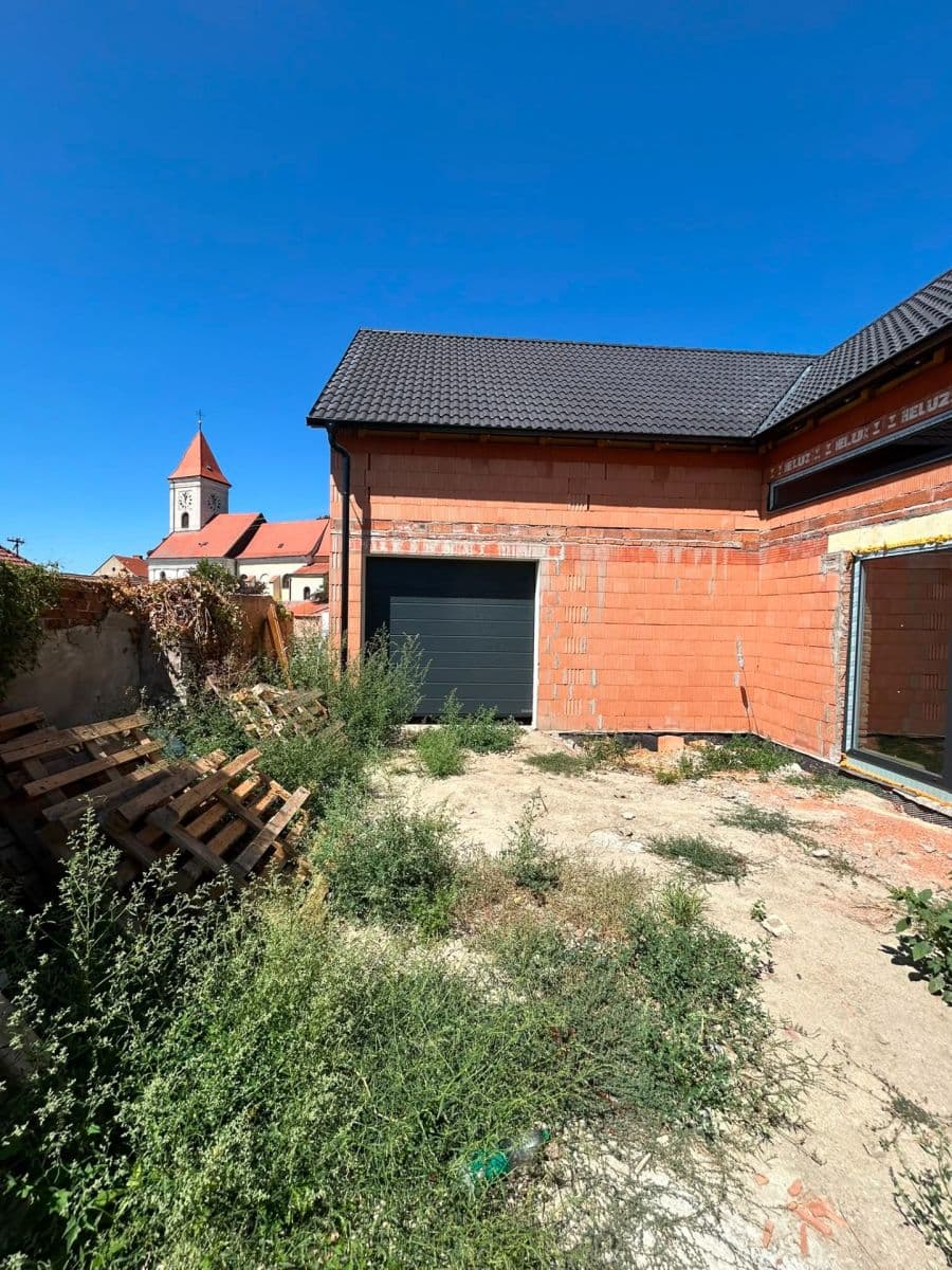 Prodej domu 203 m², pozemek 397 m², Rudé armády, Dolní Dunajovice, Jihomoravský kraj Prodej domu 203 m², pozemek 397 m², Rudé armády, Dolní Dunajovice, Jihomoravský kraj