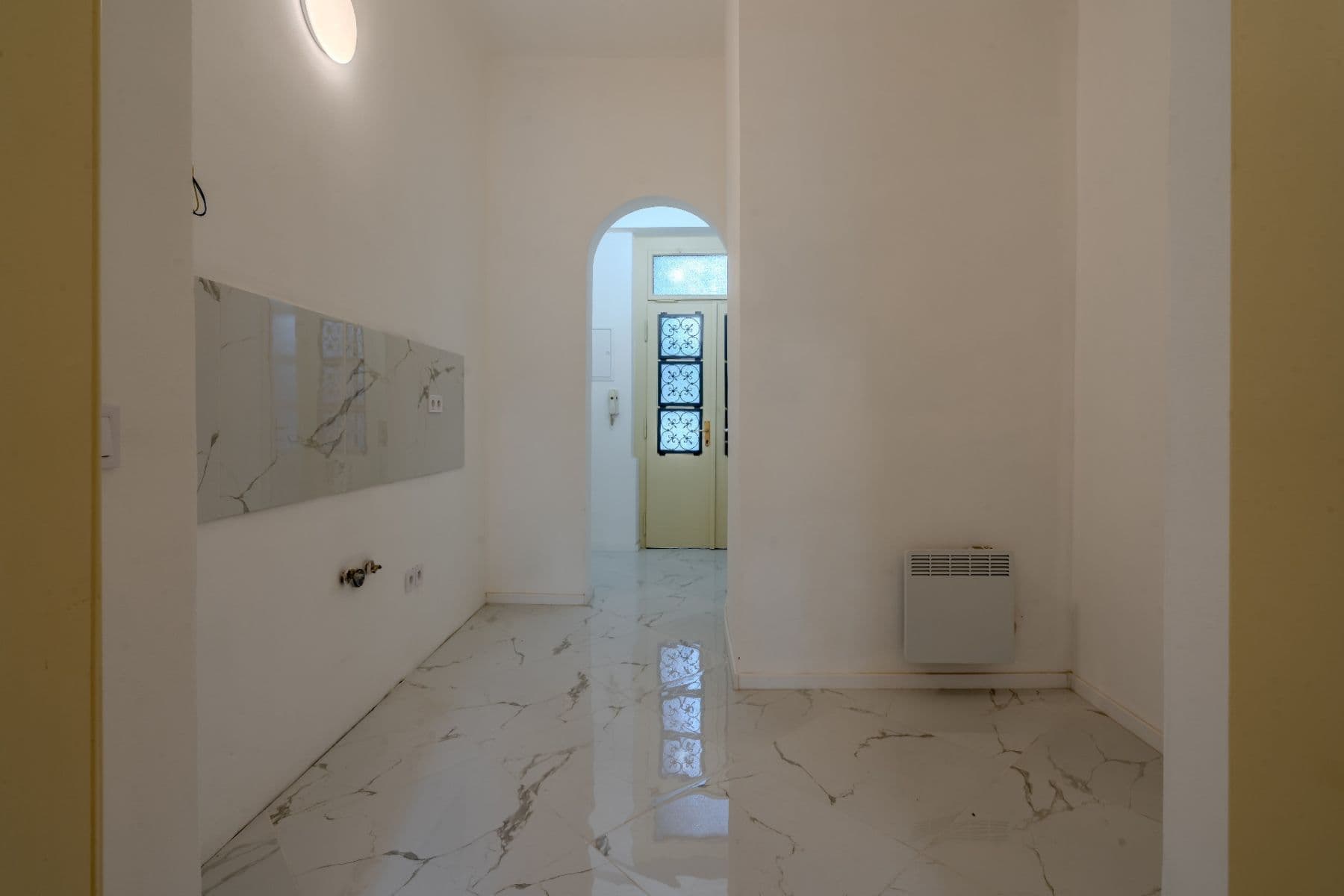 Prodej bytu 1+1 28 m², Kováků, Praha, Praha Prodej bytu 1+1 28 m², Kováků, Praha, Praha