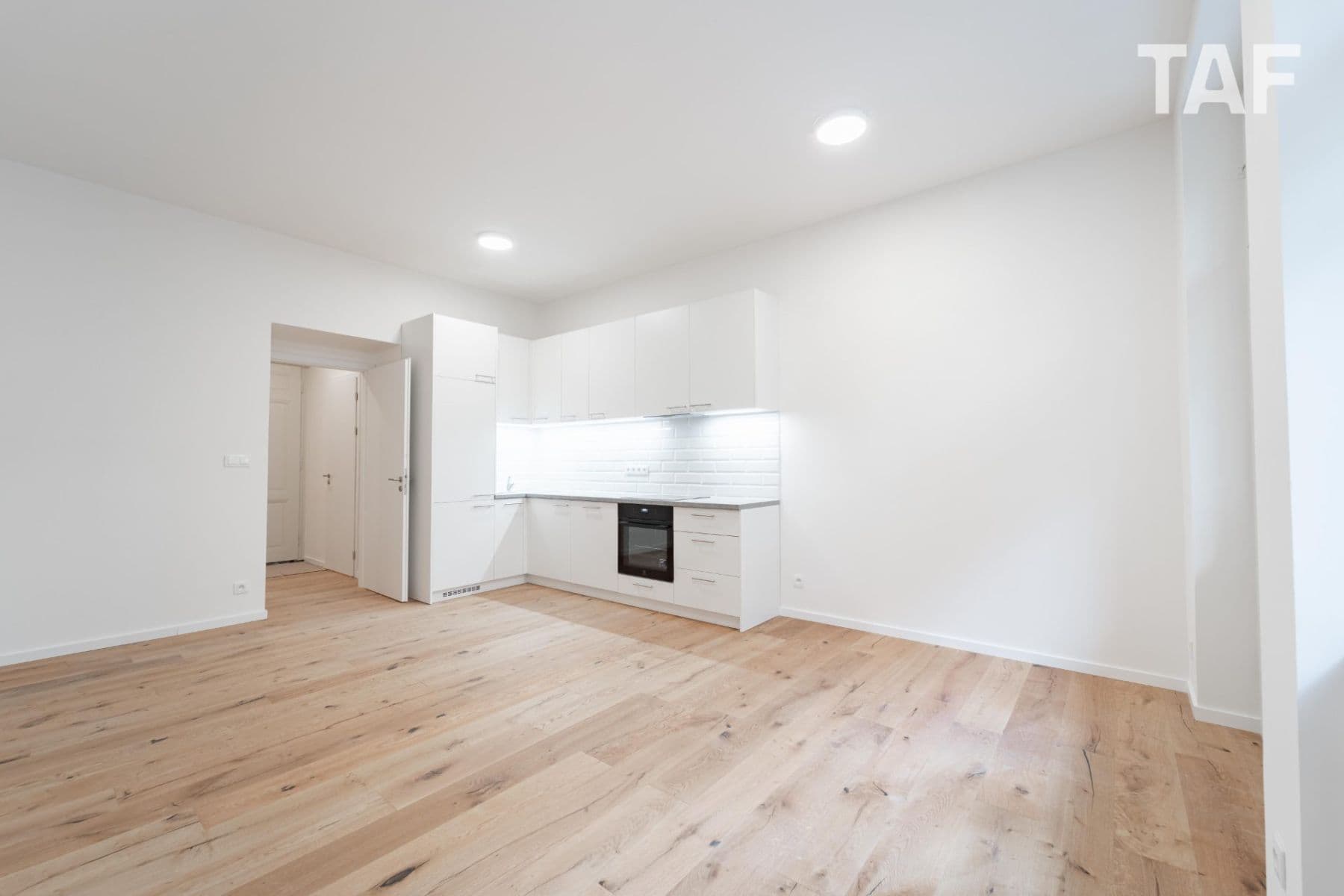Prodej bytu 2+kk 61 m², Lucemburská, Praha, Praha Prodej bytu 2+kk 61 m², Lucemburská, Praha, Praha