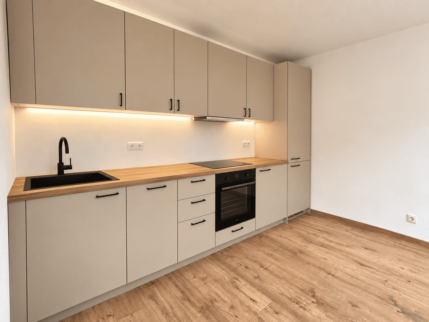 Prodej bytu 2+kk 36 m², Popelnicová, Plzeň, Plzeňský kraj Prodej bytu 2+kk 36 m², Popelnicová, Plzeň, Plzeňský kraj