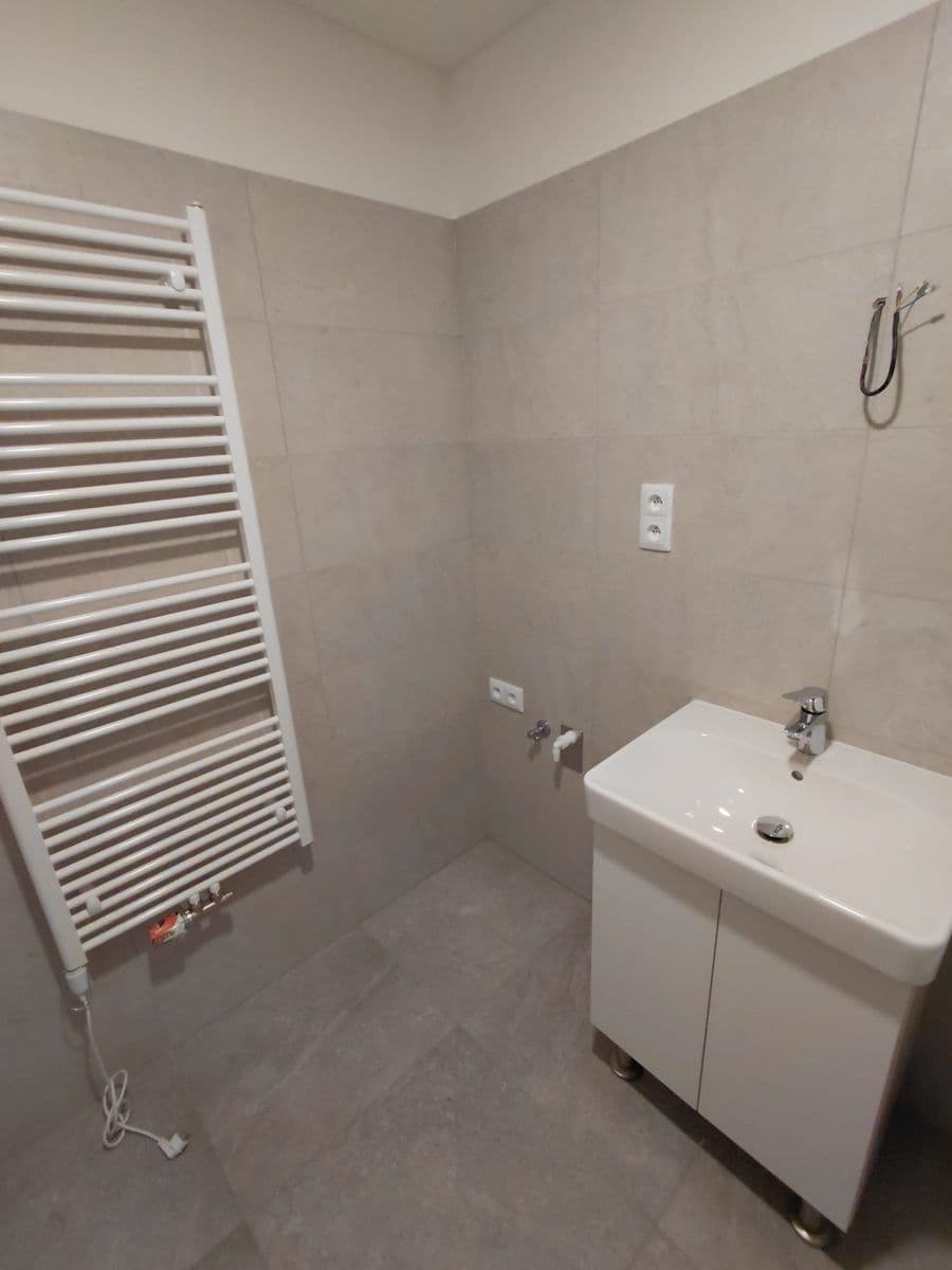 Pronájem bytu 2+kk 61 m², Bohuslava Martinů, Brno, Jihomoravský kraj Pronájem bytu 2+kk 61 m², Bohuslava Martinů, Brno, Jihomoravský kraj
