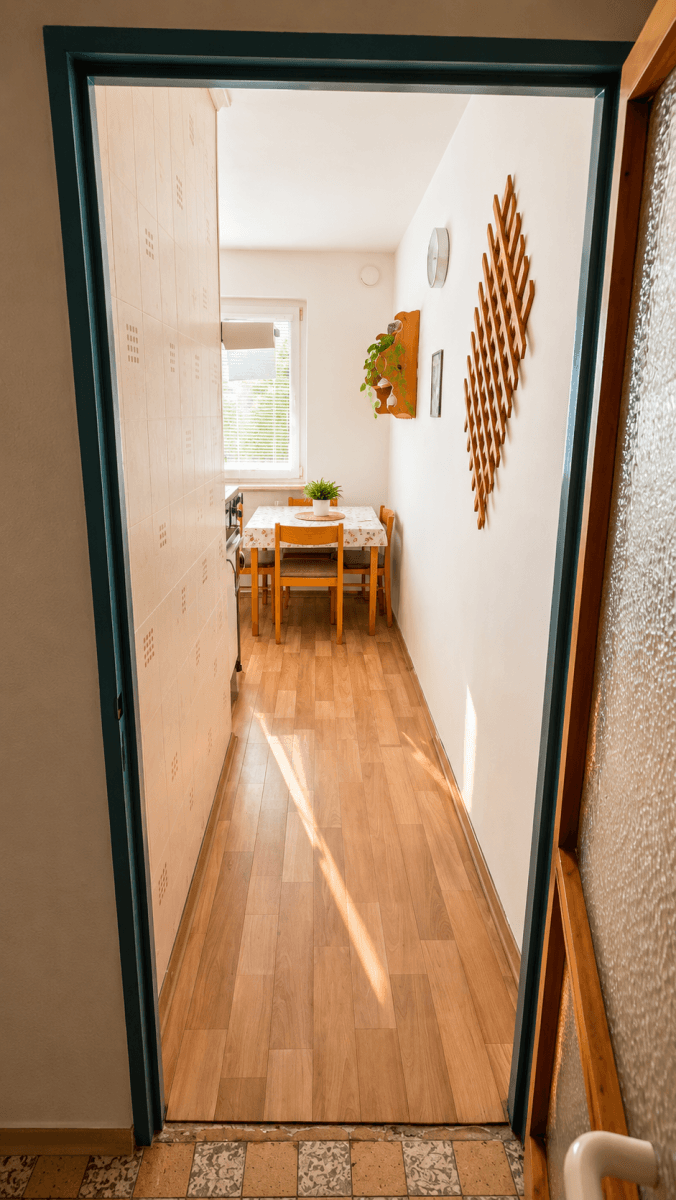 Prodej bytu 1+1 37 m², Zahradní, Chodov, Karlovarský kraj Prodej bytu 1+1 37 m², Zahradní, Chodov, Karlovarský kraj