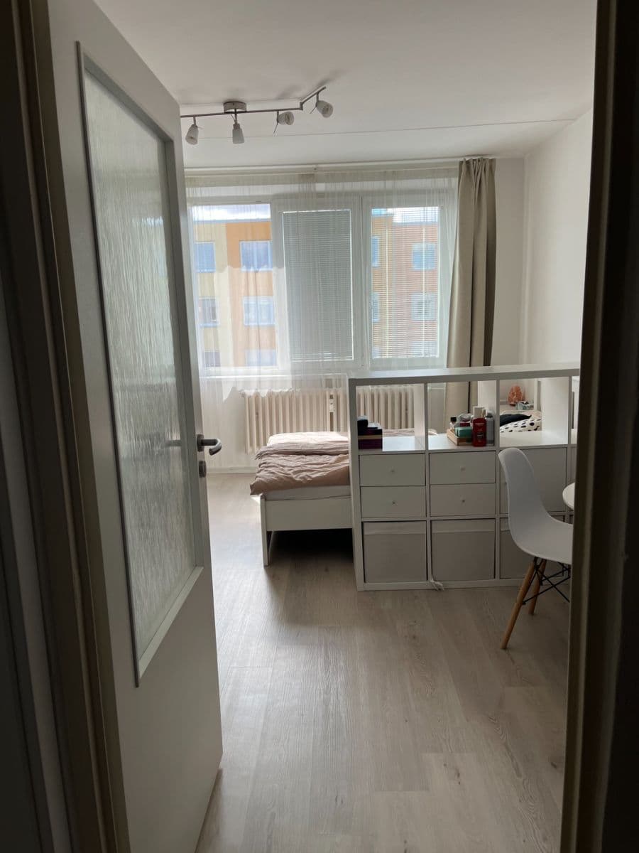 Pronájem bytu 1+kk 30 m², Kosíkova, Brno, Jihomoravský kraj Pronájem bytu 1+kk 30 m², Kosíkova, Brno, Jihomoravský kraj