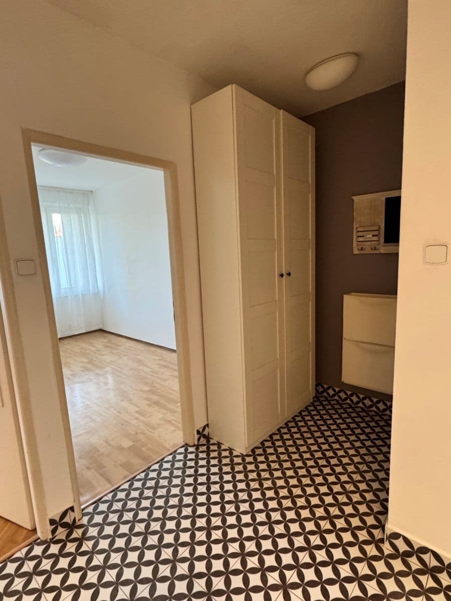 Pronájem bytu 2+kk 43 m², Evropská, Praha, Praha Pronájem bytu 2+kk 43 m², Evropská, Praha, Praha