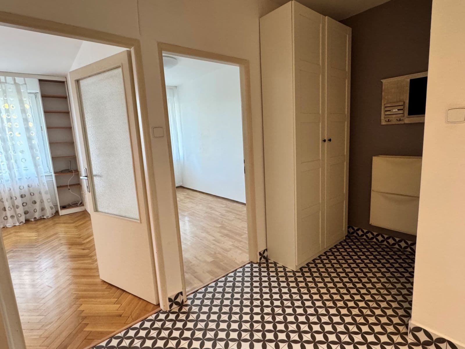 Pronájem bytu 2+kk 43 m², Evropská, Praha, Praha Pronájem bytu 2+kk 43 m², Evropská, Praha, Praha