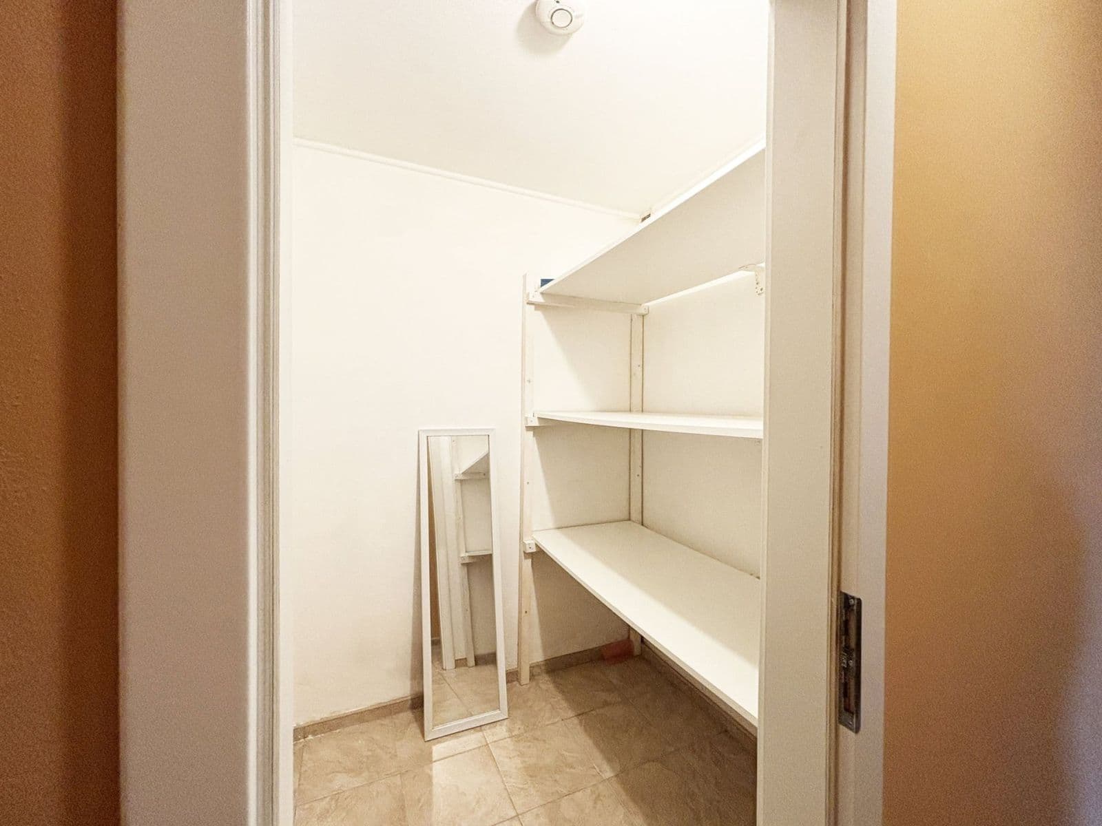 Pronájem bytu 3+1 80 m², Semice, Středočeský kraj Pronájem bytu 3+1 80 m², Semice, Středočeský kraj