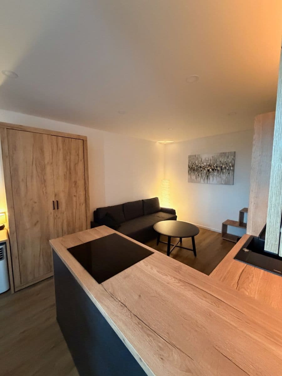 Prodej bytu 2+kk 31 m², Matúškova, Praha, Praha Prodej bytu 2+kk 31 m², Matúškova, Praha, Praha