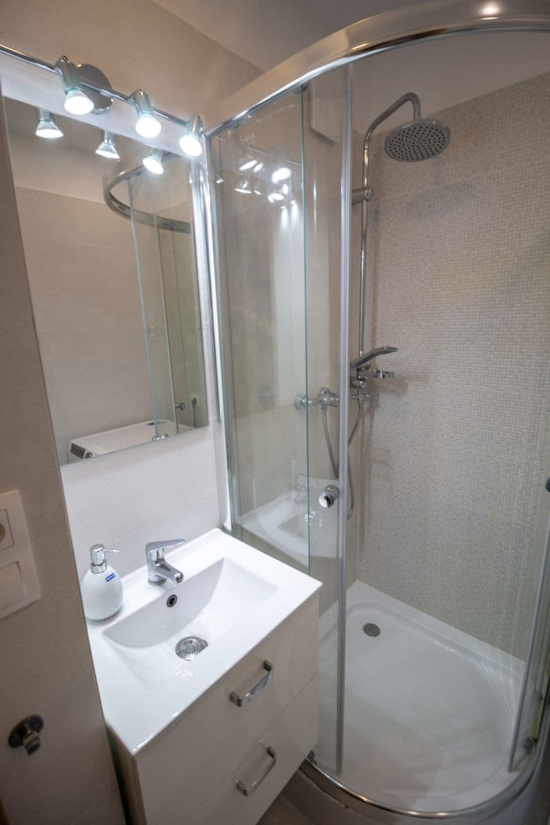 Pronájem bytu 2+1 37 m², Drobného, Dúbravka, Bratislavský kraj Pronájem bytu 2+1 37 m², Drobného, Dúbravka, Bratislavský kraj