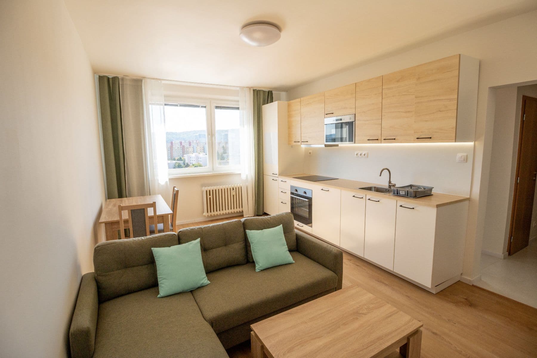 Pronájem bytu 2+1 37 m², Drobného, Dúbravka, Bratislavský kraj Pronájem bytu 2+1 37 m², Drobného, Dúbravka, Bratislavský kraj