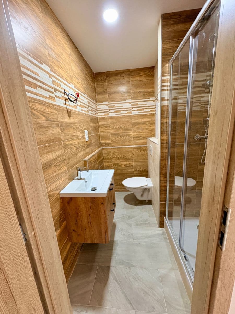 Pronájem bytu 2+kk 40 m², Kutnohorská, Česká Lípa, Liberecký kraj Pronájem bytu 2+kk 40 m², Kutnohorská, Česká Lípa, Liberecký kraj
