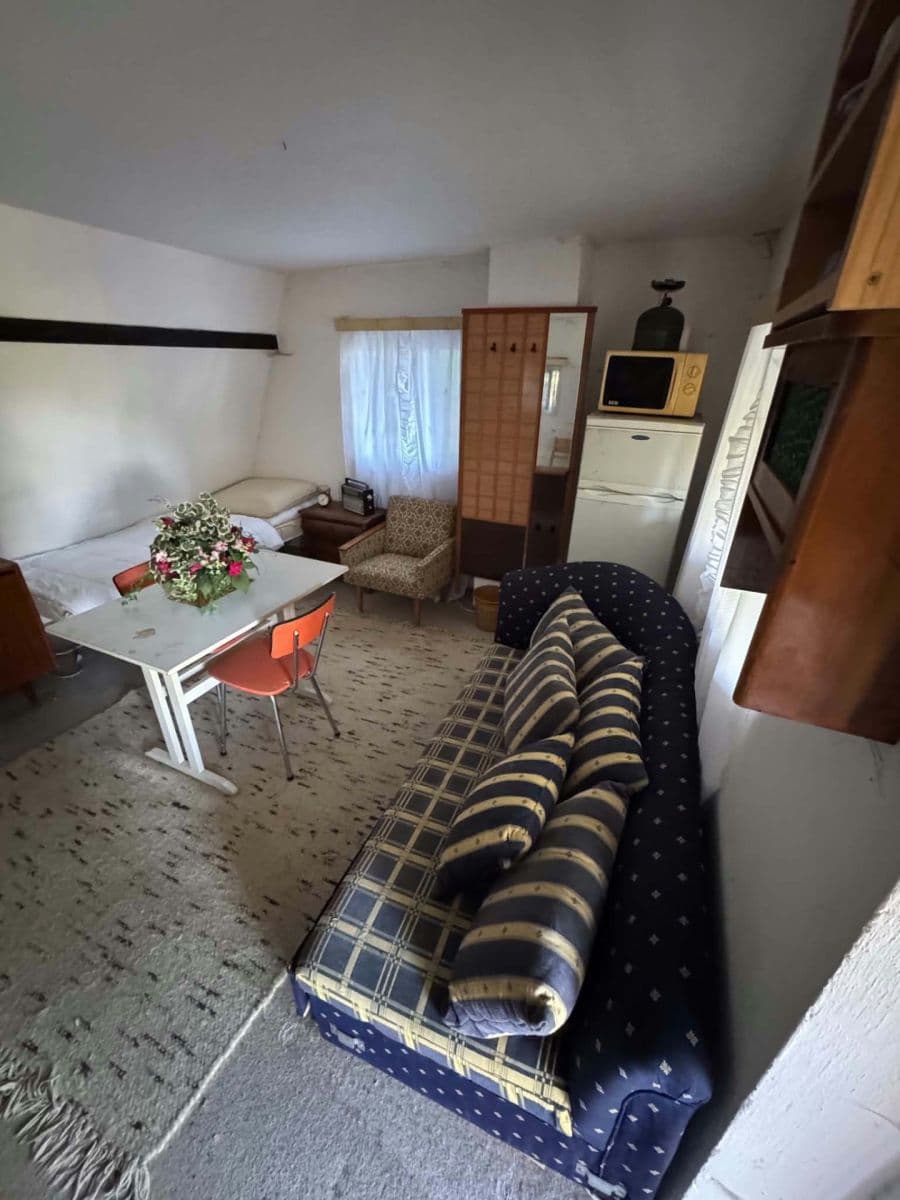 Prodej chaty, chalupy 17 m², pozemek 389 m², Bystřice, Středočeský kraj Prodej chaty, chalupy 17 m², pozemek 389 m², Bystřice, Středočeský kraj