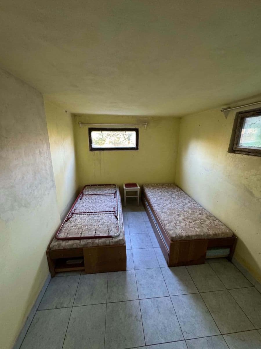 Prodej chaty, chalupy 17 m², pozemek 389 m², Bystřice, Středočeský kraj Prodej chaty, chalupy 17 m², pozemek 389 m², Bystřice, Středočeský kraj