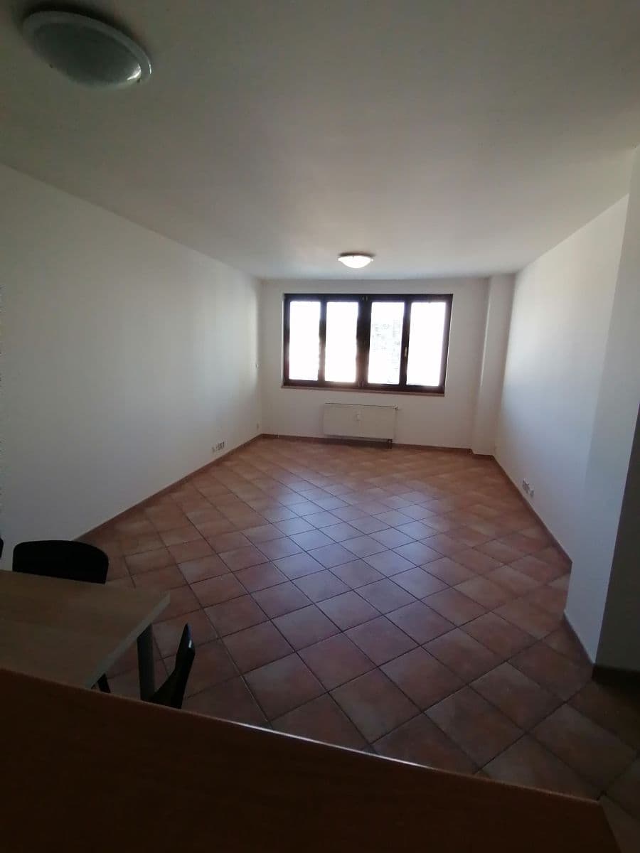 Pronájem bytu 2+kk 59 m², Jeseniova, Praha, Praha Pronájem bytu 2+kk 59 m², Jeseniova, Praha, Praha
