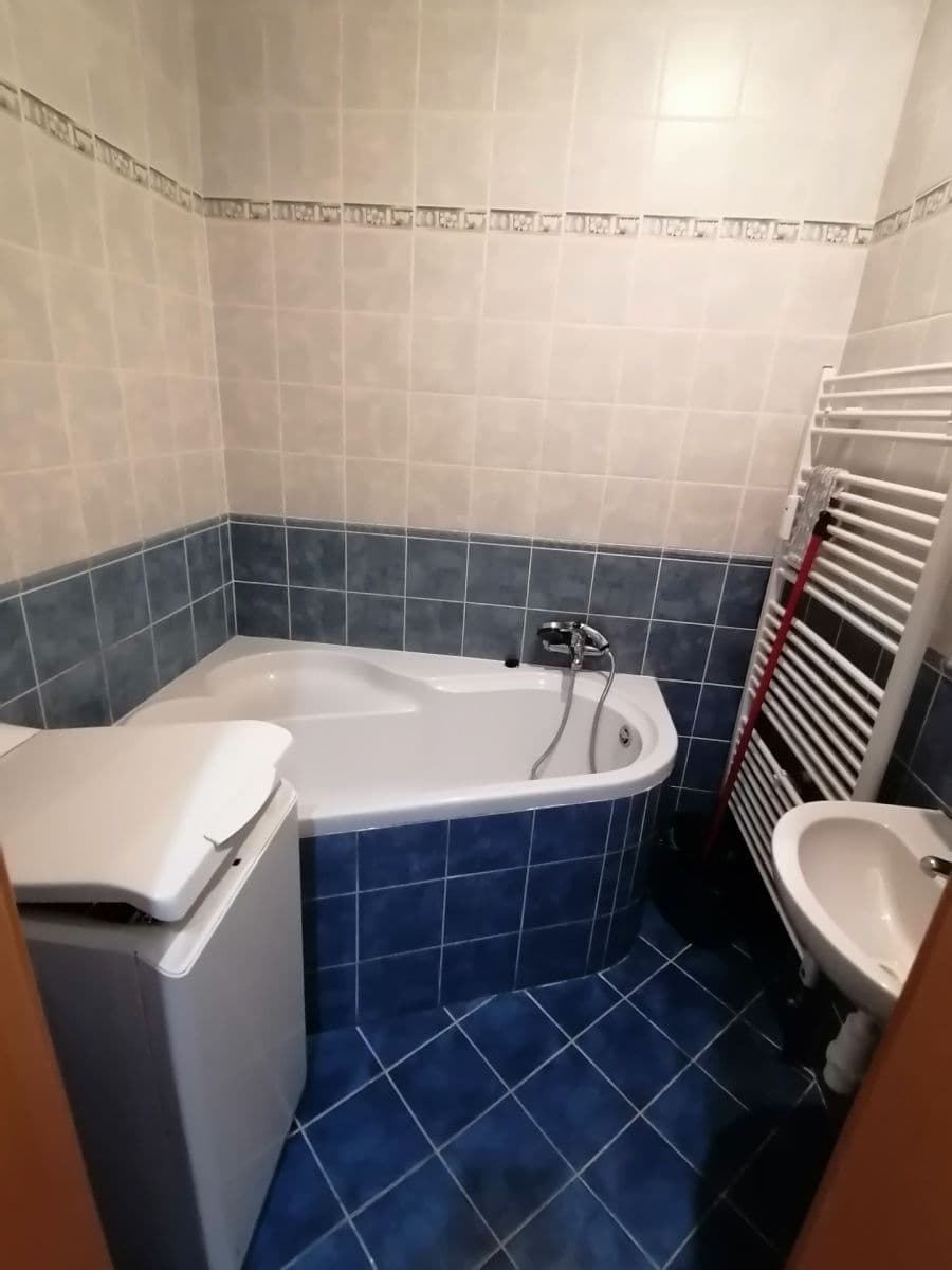 Pronájem bytu 2+kk 59 m², Jeseniova, Praha, Praha Pronájem bytu 2+kk 59 m², Jeseniova, Praha, Praha